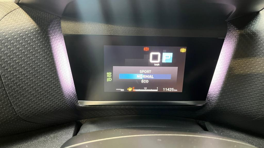 Nouvelle CITROEN C4 X  1.2 PureTech 12V - 130 S&S - EAT8  Max